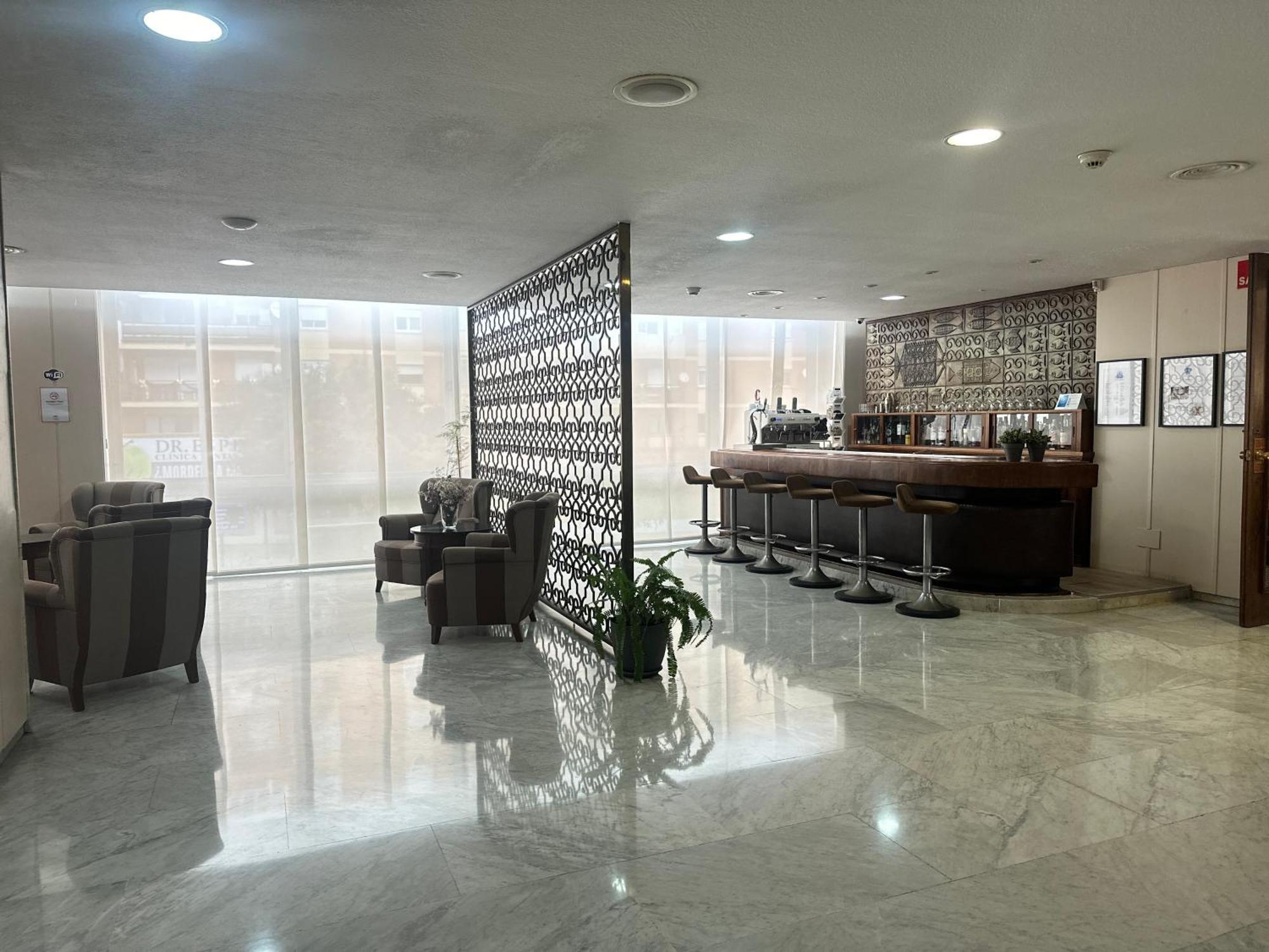 Mir Octavio Hotel Algeciras Buitenkant foto