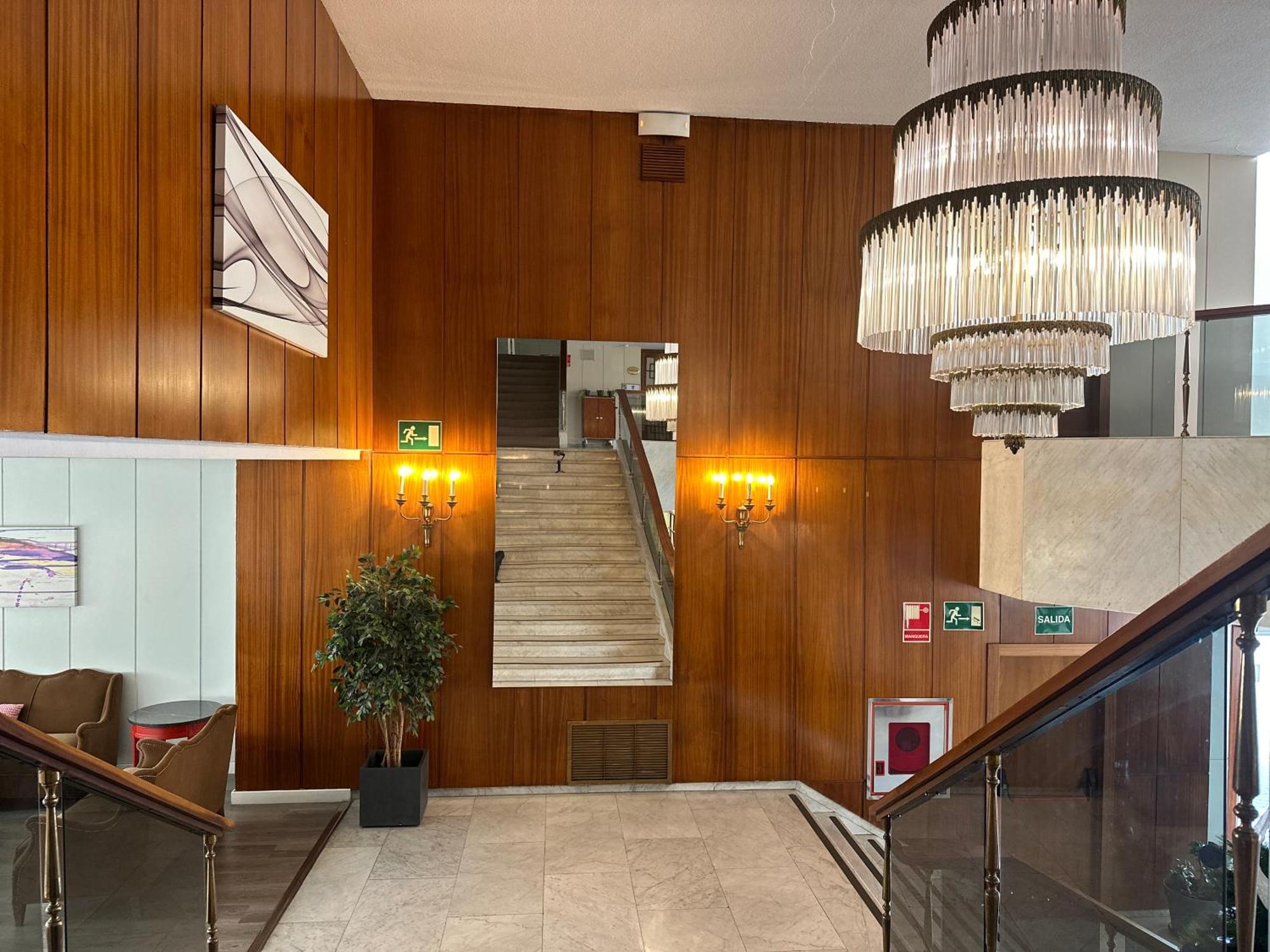 Mir Octavio Hotel Algeciras Buitenkant foto